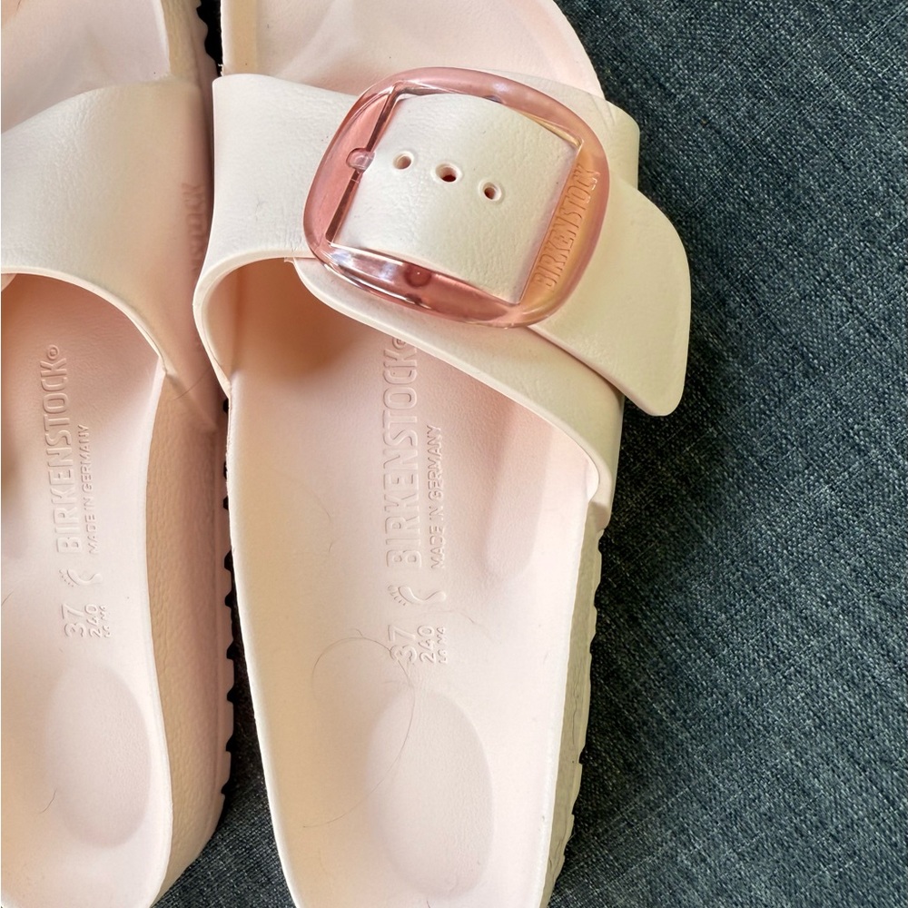 Birkenstock Women's Soft Pink Slide Sandals - Picture 3 of 4